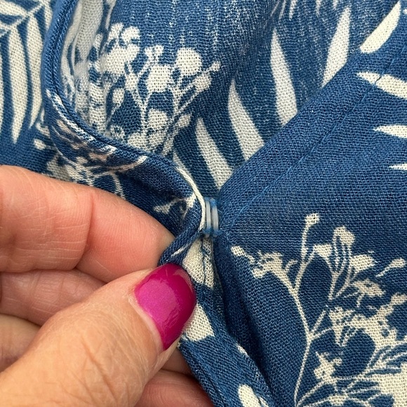 Hurley Blue/White Leaf Print Wrap Dress Size Medium Summer Casual Beachy - Picture 7 of 16
